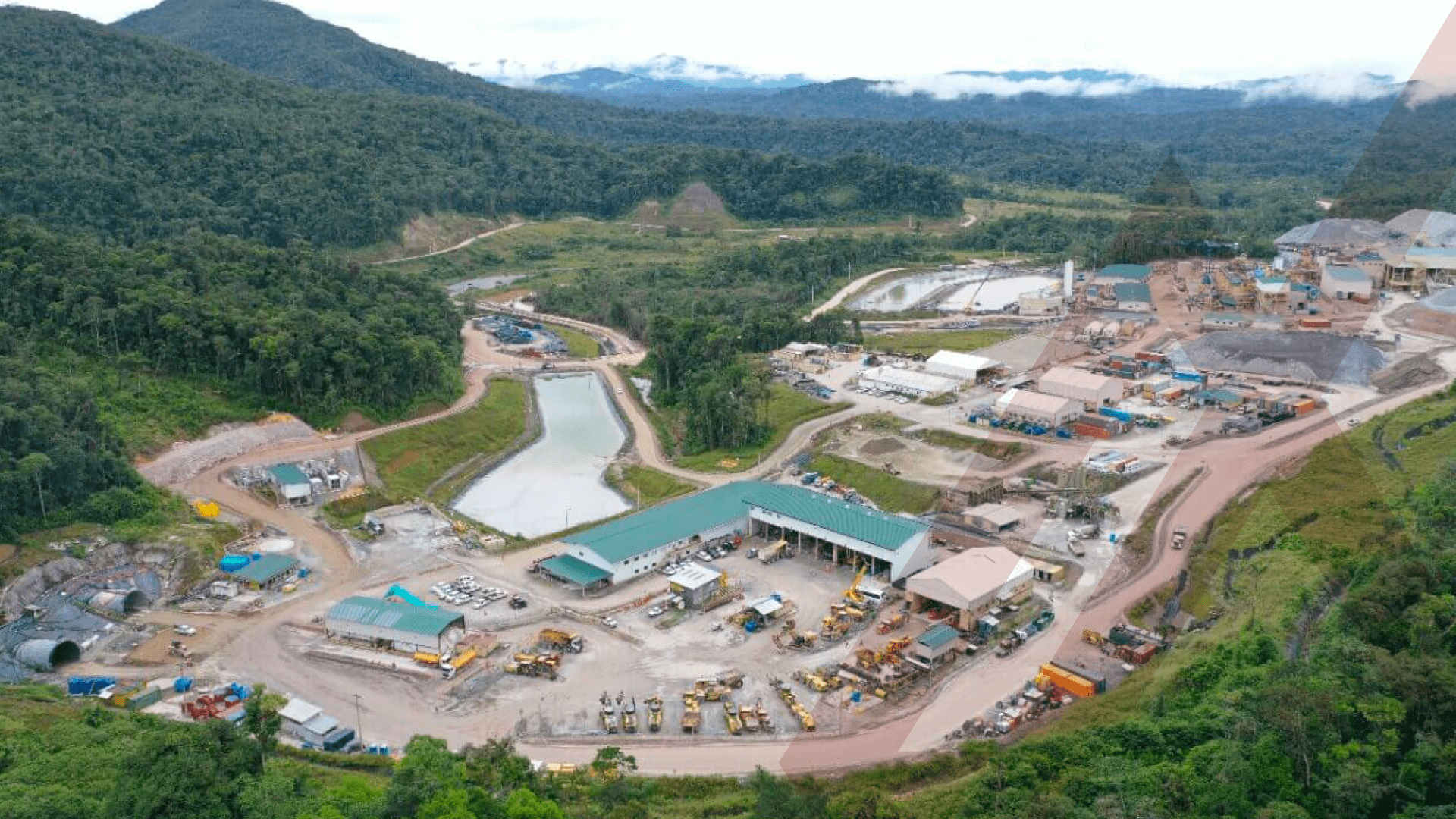 Zamora Chinchipe minería pobreza