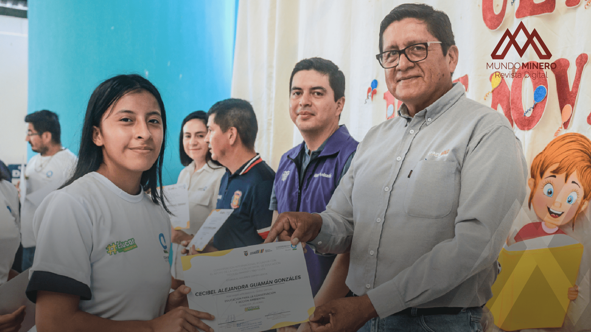 Conservación Internacional y Lundin Gold premian a jóvenes de Yantzaza por curso ambiental