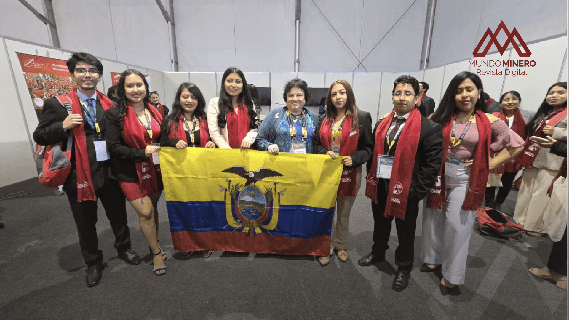 Estudiantes ecuatorianos destacan en congreso Expominas Perú 2024