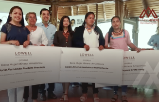 Lowell fortalece Limón Indanza con becas comunitarias educativas