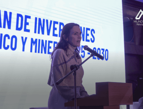 Gobierno ecuatoriano apuesta por minería y energía renovable al 2030