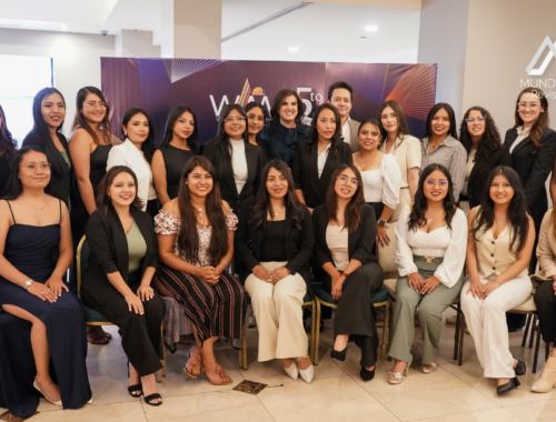 MUNDO MINERO WIM Ecuador celebra el Día de la Mujer Minera con récord histórico en becas